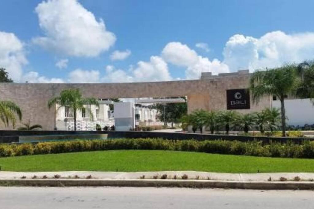 Great Cheerful 2 Bedroom House With Pool And Сasa de vacaciones Playa del Carmen